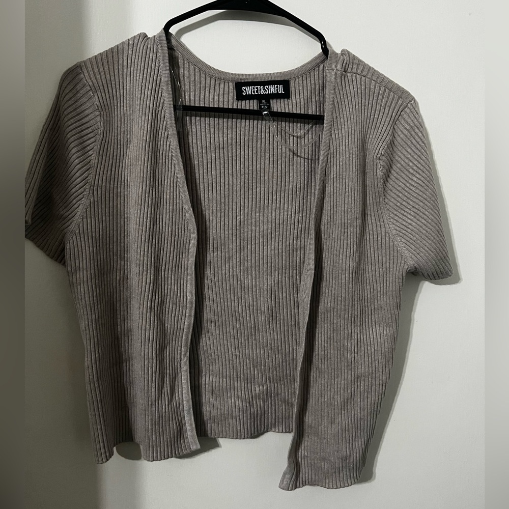 Short sleeve cardigan